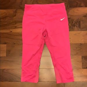 Nike Capri Dri-Fit Leggings